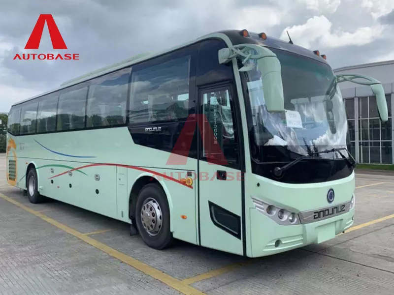 Polaris pura electrica bus